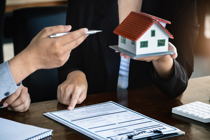 Property and succession dispute lawyer in Delhi — partition suits, inheritance and possession matters